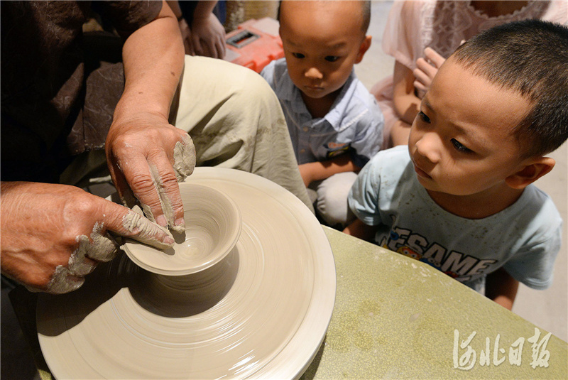 河北邯郸：体验非遗魅力 享受快乐假期
