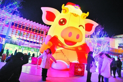 稻香村30年老匠人现场摇元宵