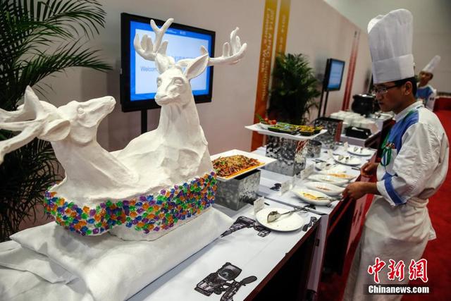 记者探访APEC会议中心餐饮服务 菜品丰富面塑造型别致(图)