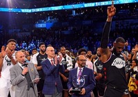 全明星赛勒布朗队胜扬尼斯队 杜兰特荣膺MVP