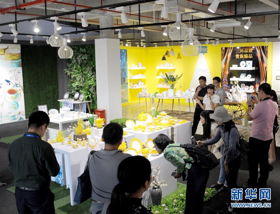 广西北流打造特色陶瓷小镇