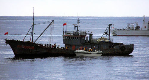 日本在鹿兒島海域逮捕兩名中國船長 稱涉嫌捕珊瑚