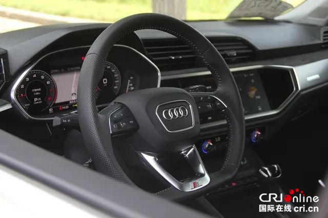 汽车频道【独家+焦点轮播图】给你不一样的“感觉” 试驾奥迪Q3轿跑