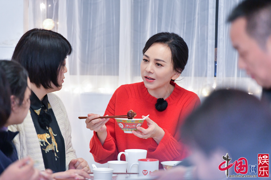 《親愛的,來吃飯》見證“幸福村”賈乃亮喜提永久“蹭飯權”