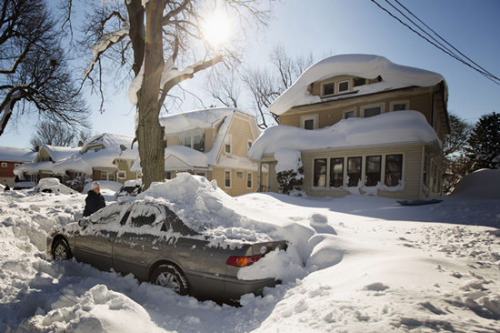 纽约局部2米积雪将融化 天气转晴或引发洪水