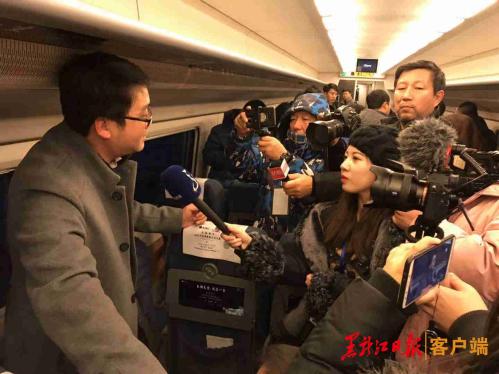 “冰雪旅游线”哈牡高铁开通试运行 哈尔滨两小时到牡丹江
