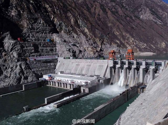 西藏第一座大型水電站投産發電