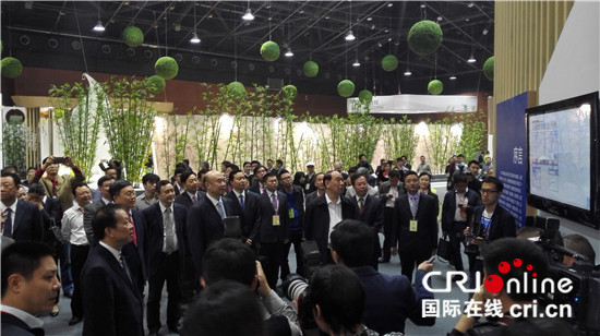 세계차관광연맹 건립, 아미산茶의 국제화의 길 개척