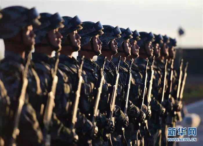 这五年，习近平统帅全军干了这些大事