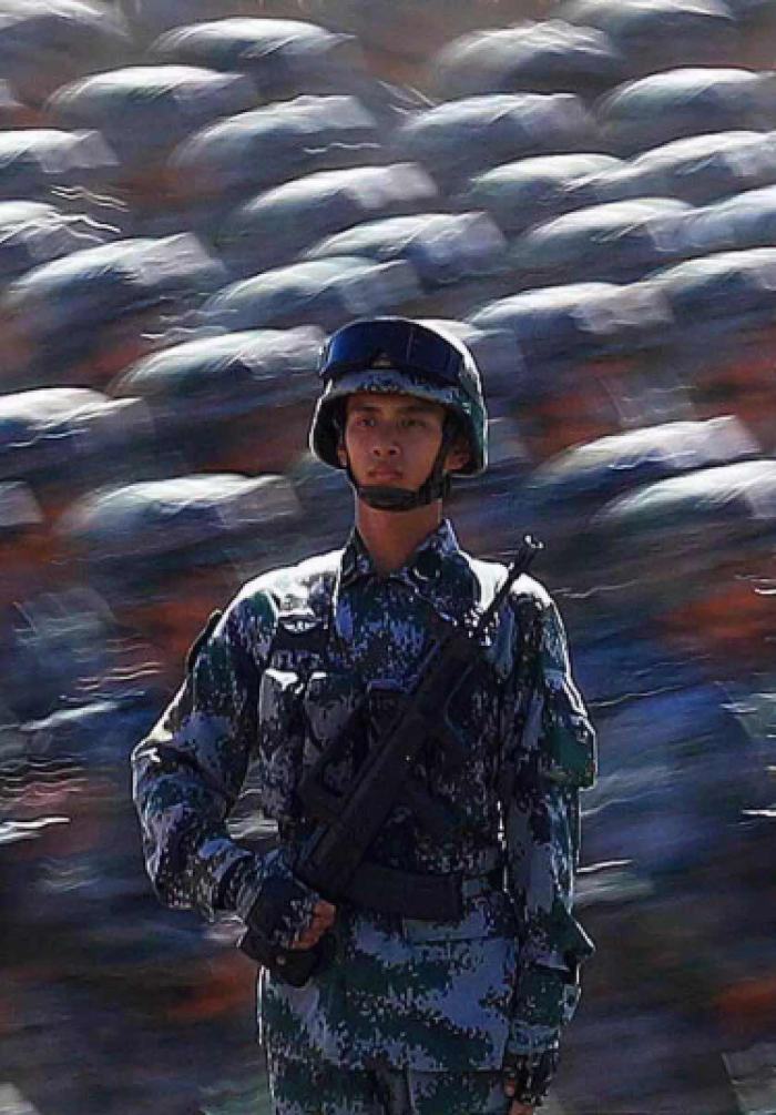 这五年，习近平统帅全军干了这些大事