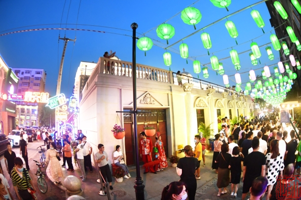 “美好瀋陽DOU起來”“盛京夜太美”夜市美食之旅