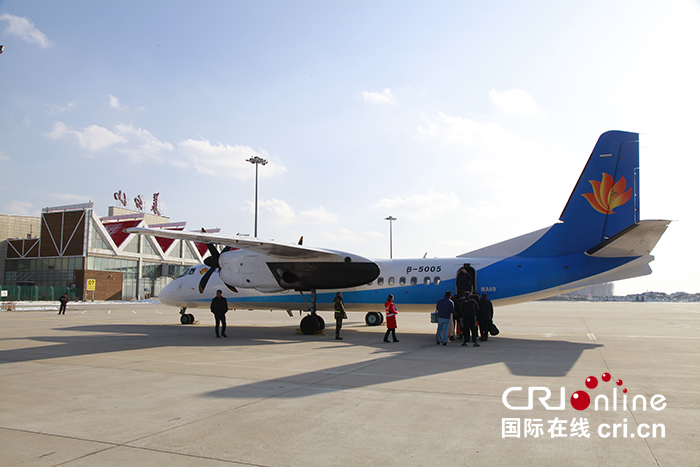 01【吉林】【原創】【CRI看吉林（標題）】 慶祝改革開放40週年系列報道（吉林篇）之二十四：中國第一個森林旅遊機場——長白山機場