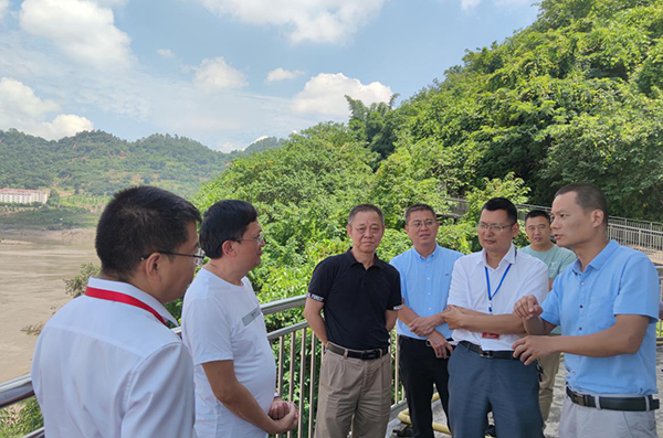 四川省水利厅调研翠屏区取用水管理专项整治行动工作