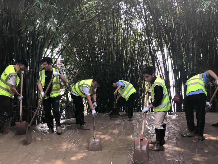 【B】助力重慶抗洪搶險 中建橋梁公司在行動