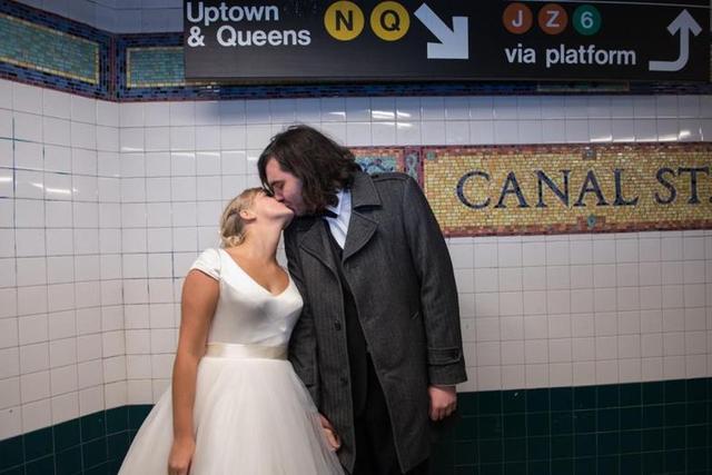 紐約新人地鐵內結婚紀念戀愛點滴
