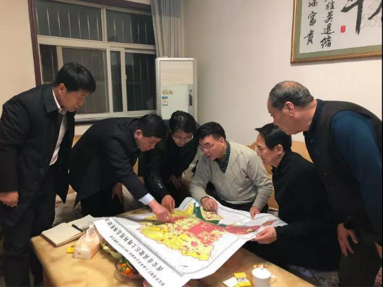 西安市高陵区委书记杨仁华走访调研鹿苑街道 为民宿经济寻良方