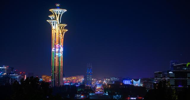 服贸会“点亮”奥林匹克公园