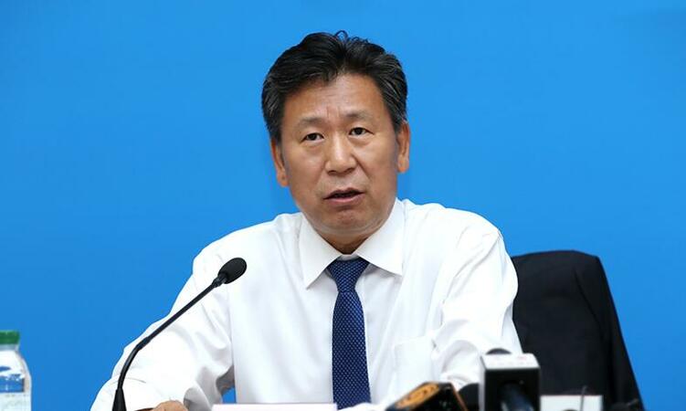 冠肺炎疫情工作领导小组办公室主任,体育卫生与艺术教育司司长王登峰