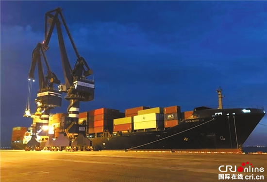 唐山市曹妃甸保税区码头：日本集装箱班轮航线正式开通