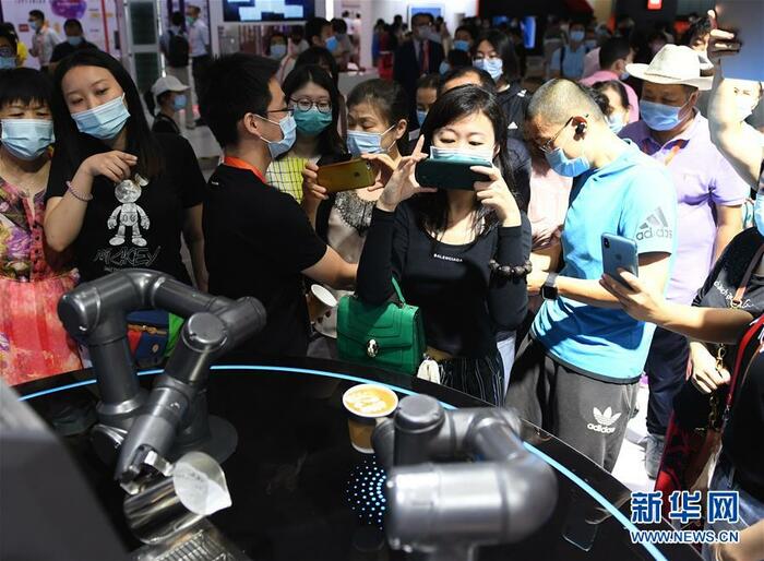 미래의 생활 이끌어 갈 .... 중국국제서비스무역교역회의_fororder_服贸会-4