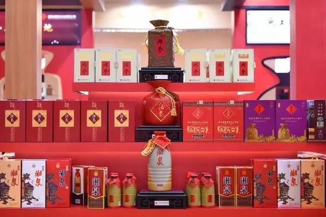 名酒品牌纷纷冲击次高端，酒鬼酒会不会成为大赢家？