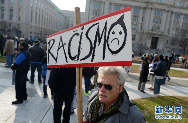 华盛顿爆发游行示威 抗议暴力执法和种族歧视