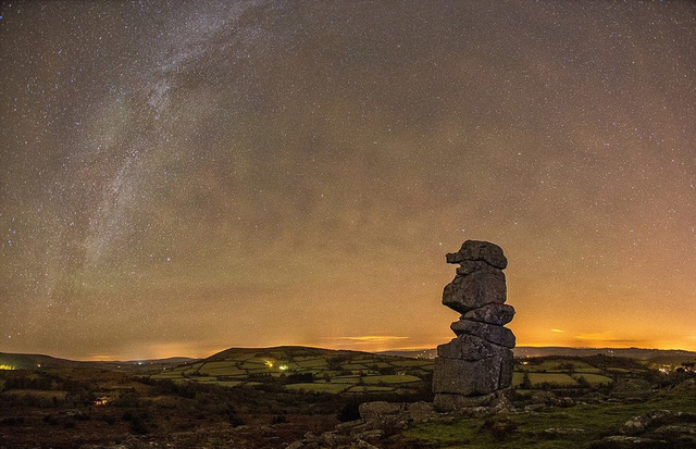 双子座流星雨壮观美景 双子座流星雨壮观美景