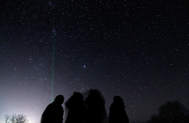 双子座流星雨壮观美景 双子座流星雨壮观美景