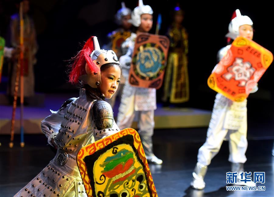 舞台剧《赤壁》在国家大剧院上演