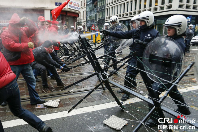 比利时各行业举行全国大罢工 抗议政府经济措施