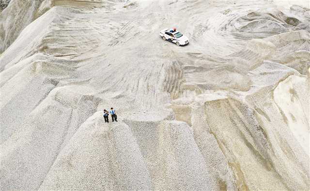 “我們真的用綠水青山換回了金山銀山”