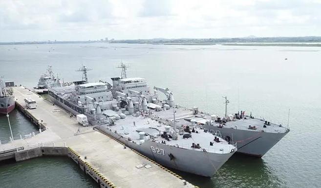 紫金山舰(929),于1982年入列,至今已服役38年.