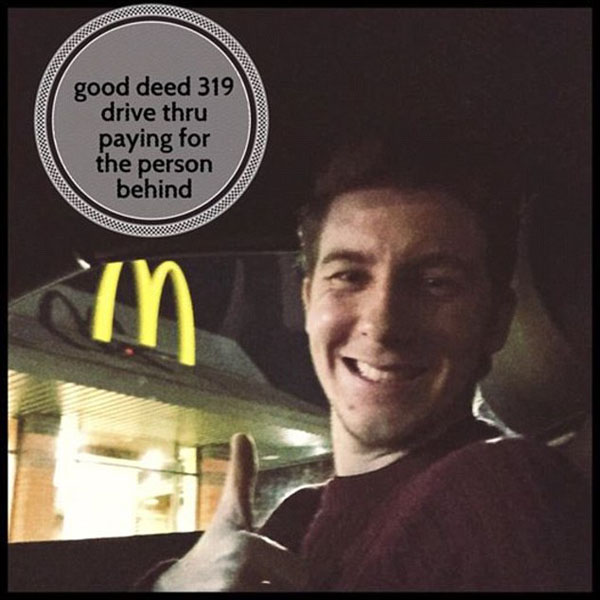 英国"活雷锋"日行一善 发微博激励网友