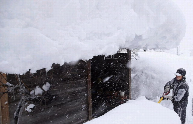 日本大雪致11人死亡 局部積雪超2米