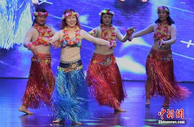 南京舉辦廣場舞大賽 “中國大媽”驚艷登場