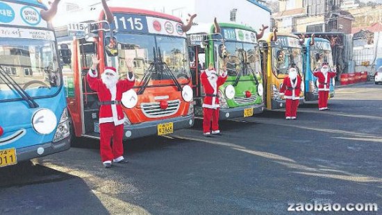 首爾“聖誕馴鹿”巴士開跑 打造濃厚節日氣氛