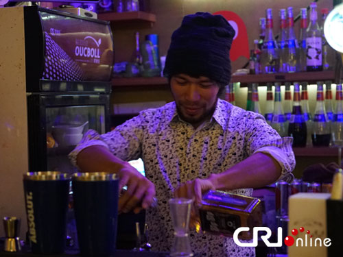 Ryan Otmana: Usapang Negosyo, pagpapalago ng Choco Bakery at My Place Ruin Bar