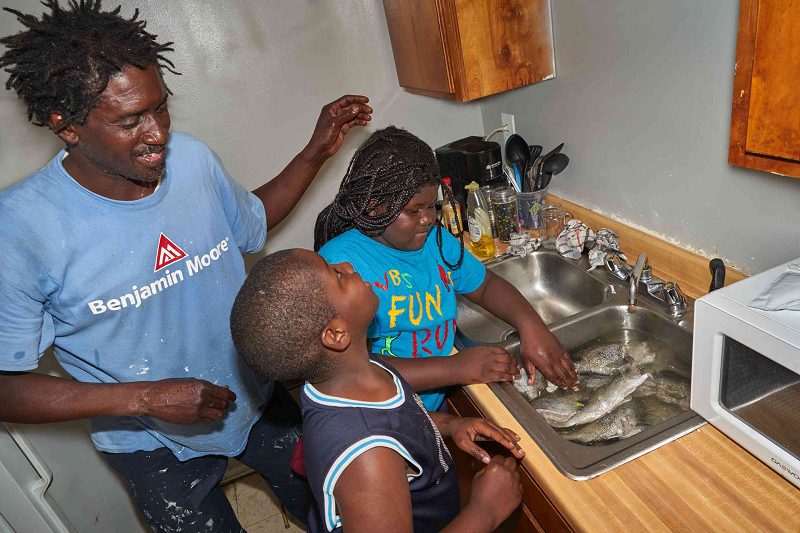 北美观察丨在世界上最富有的国家吃不饱饭是怎样的体验?