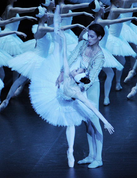 上芭經典版《天鵝湖》讓柏林觀眾為上海芭蕾傾倒