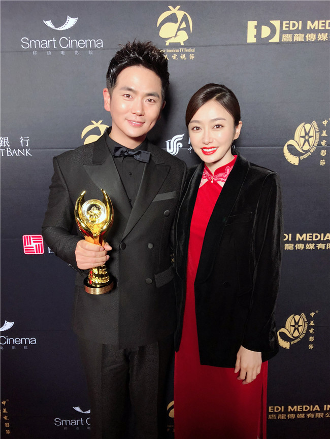 图片默认标题_fororder_张晓龙现身第14届中美电影节2