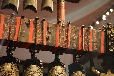 “二维码图”：曾侯乙编钟横梁上的古乐谱