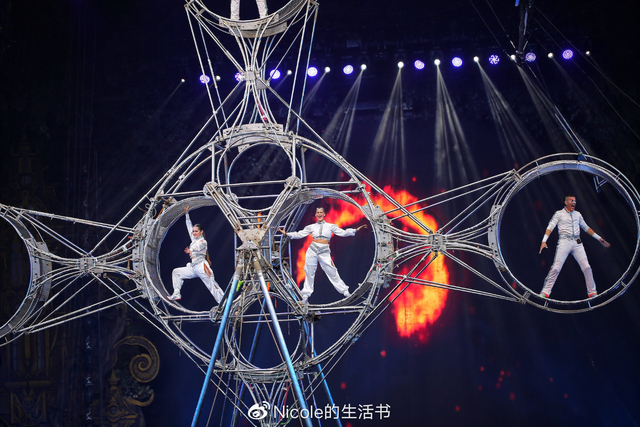 亲子周末，陪孩子一起走进长隆童话世界