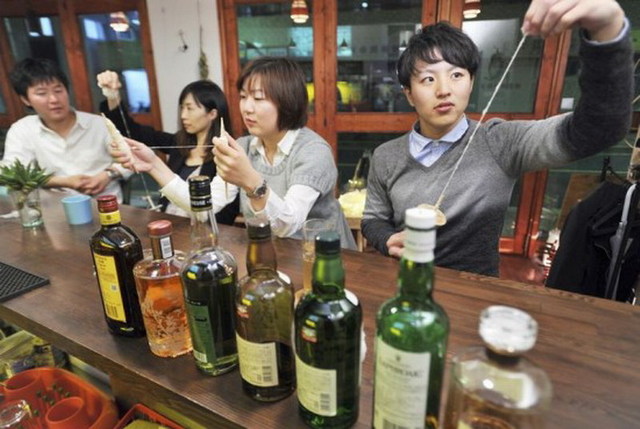 日本东京现特色酒吧：可体验纺棉花放松身心