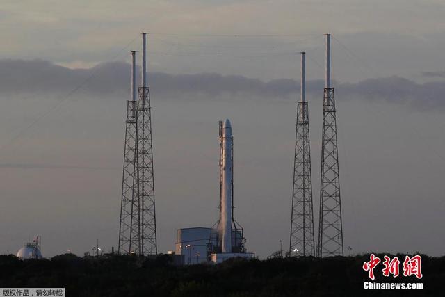 美国SpaceX“猎鹰9号”发射任务突然中止 原因未知