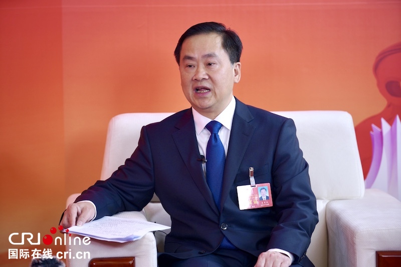 【唐志強已審】廣西人大代表、桂林市委副書記、市長秦春成：積極融入國家系列開放平臺 進一步提升桂林開放合作水準