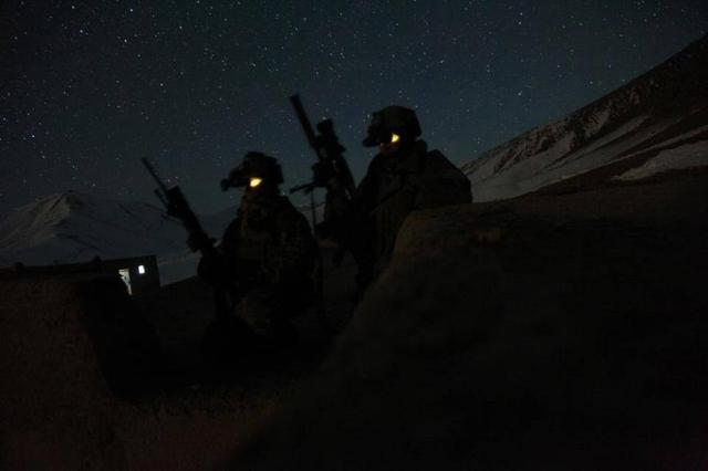 雙眼放綠光的美軍夜戰部隊