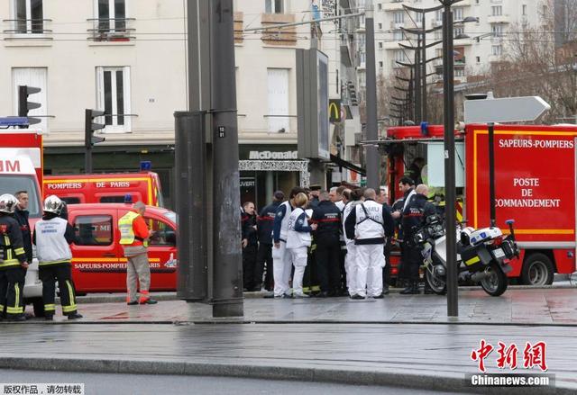 法國警方在巴黎東郊人質劫持案現場擊斃劫持者