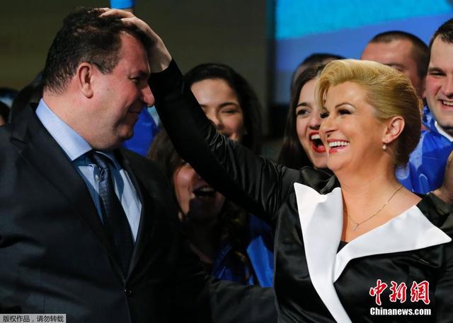 克罗地亚诞生首位女总统 基塔洛维奇成功当选