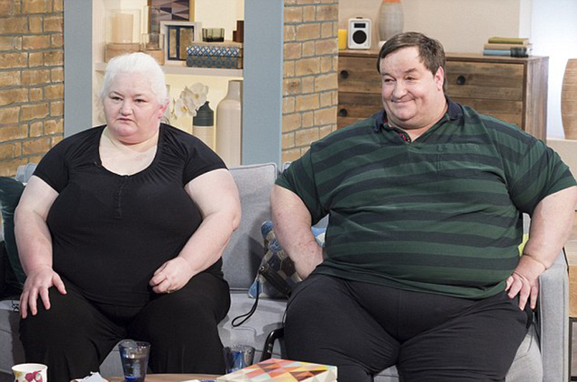英國夫妻胖到無法工作 每月領2000英鎊補助