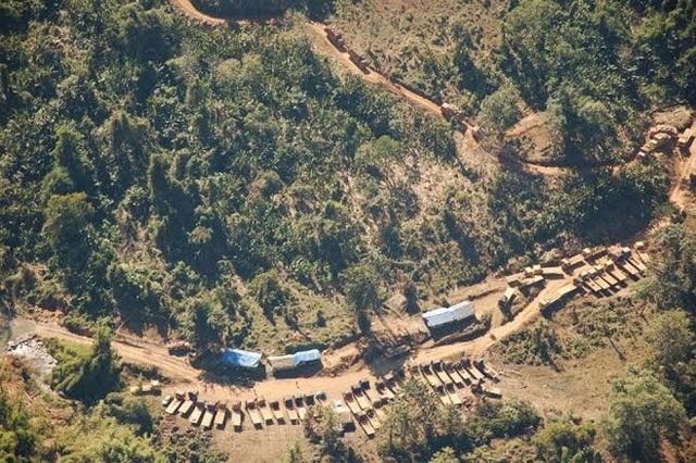 中國工人 伐木 中國工人 伐木